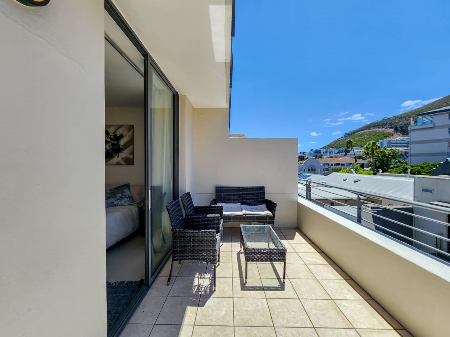 2 Bedroom Property for Sale in Sea Point Western Cape